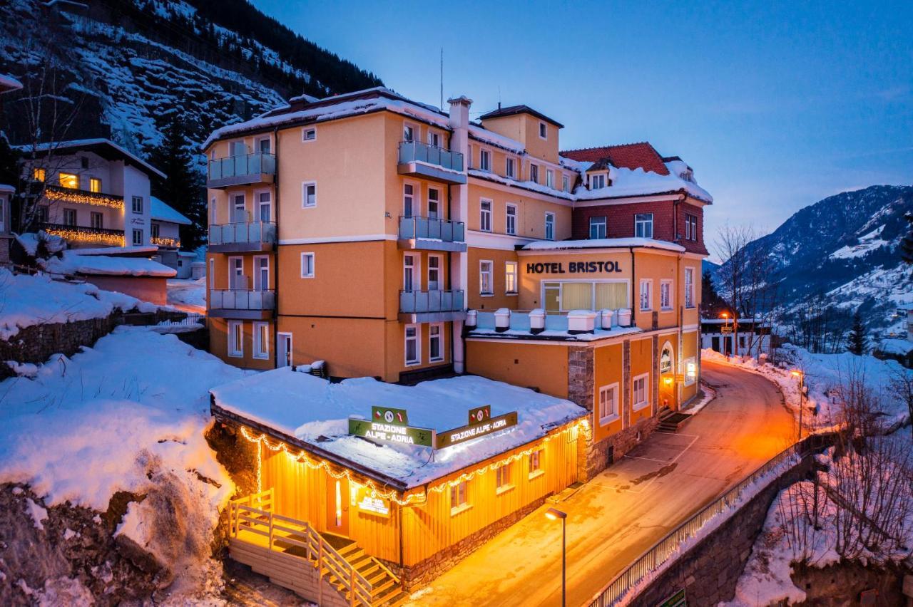 Hotel Bristol Бадгаштейн Экстерьер фото