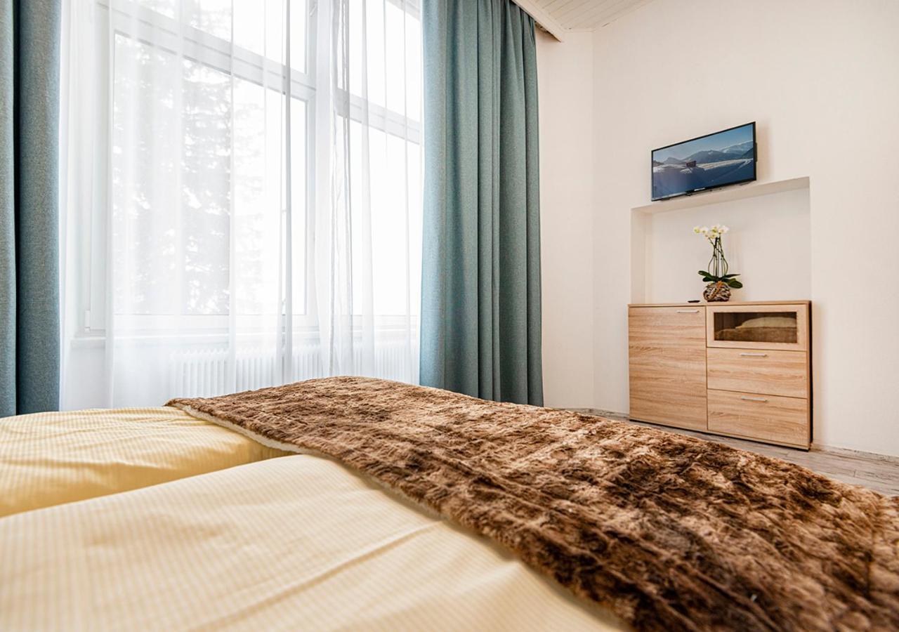 Hotel Bristol Бадгаштейн Экстерьер фото